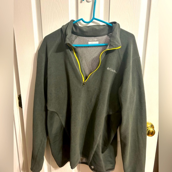 Columbia grey green pull over - Picture 2 of 3